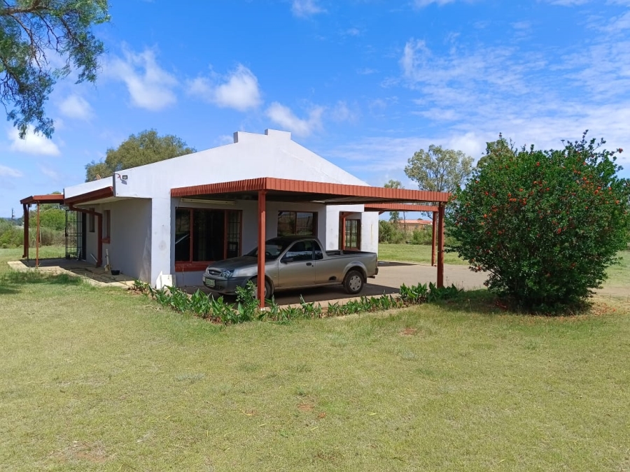To Let 3 Bedroom Property for Rent in Roodewal Free State